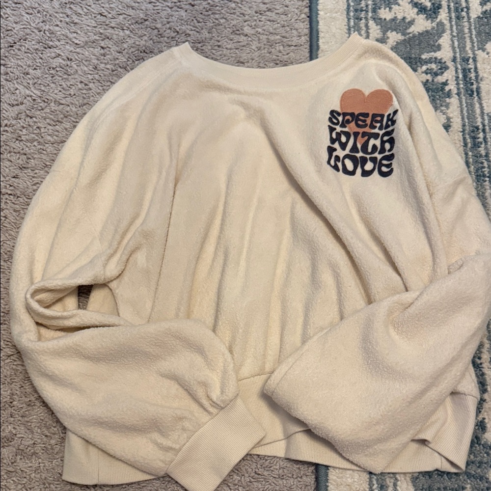 Universal Thread Cream Sweatshirt with Heart and Text